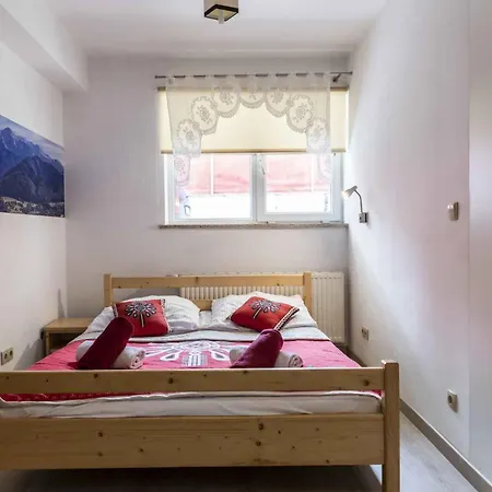 Appartement Emma 2 *